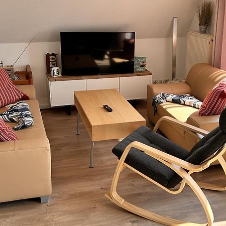 Ferienwohnung In Ruhiger Lage Und Mit Balkon - Ferienhaus Solamar Fewo Og Бреґе Екстер'єр фото