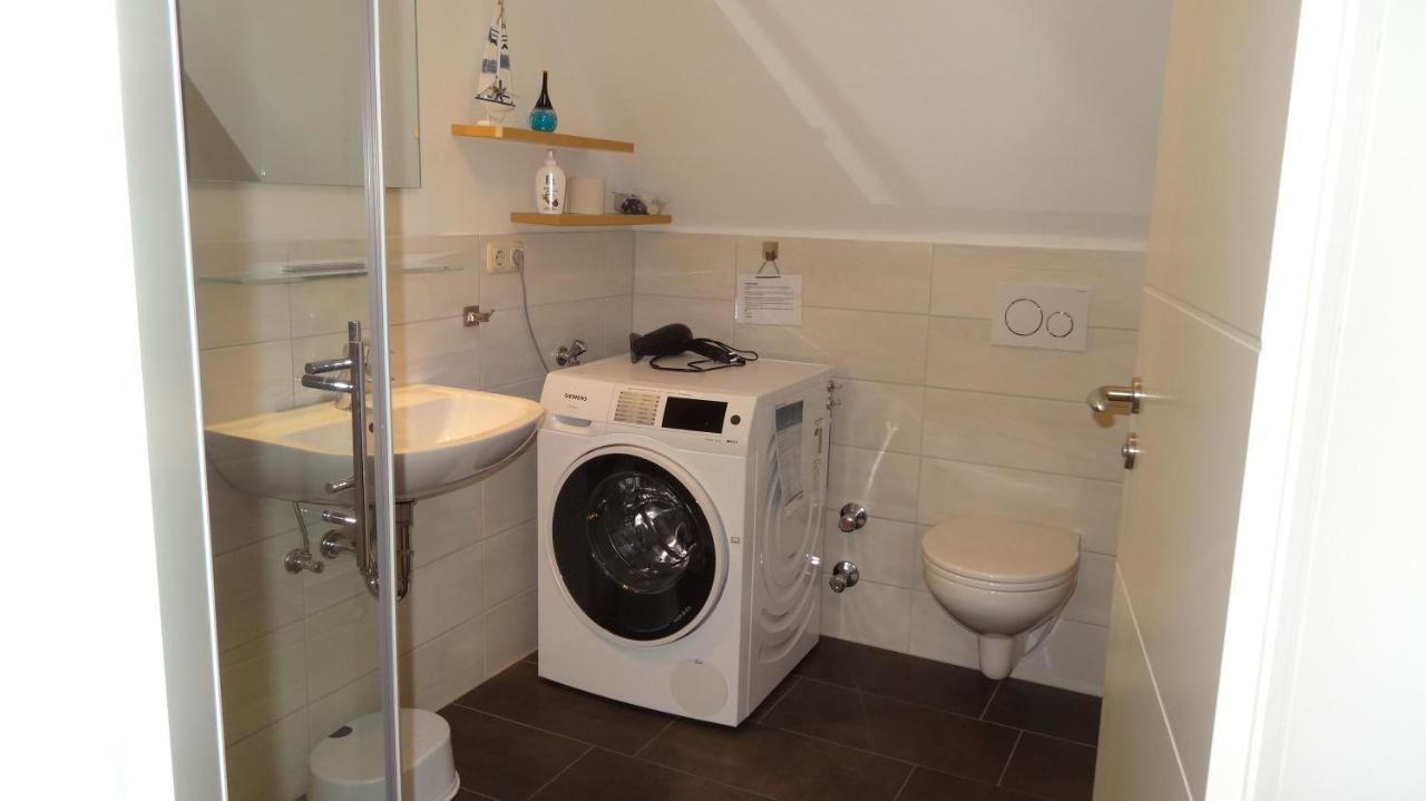 Ferienwohnung In Ruhiger Lage Und Mit Balkon - Ferienhaus Solamar Fewo Og Бреґе Екстер'єр фото