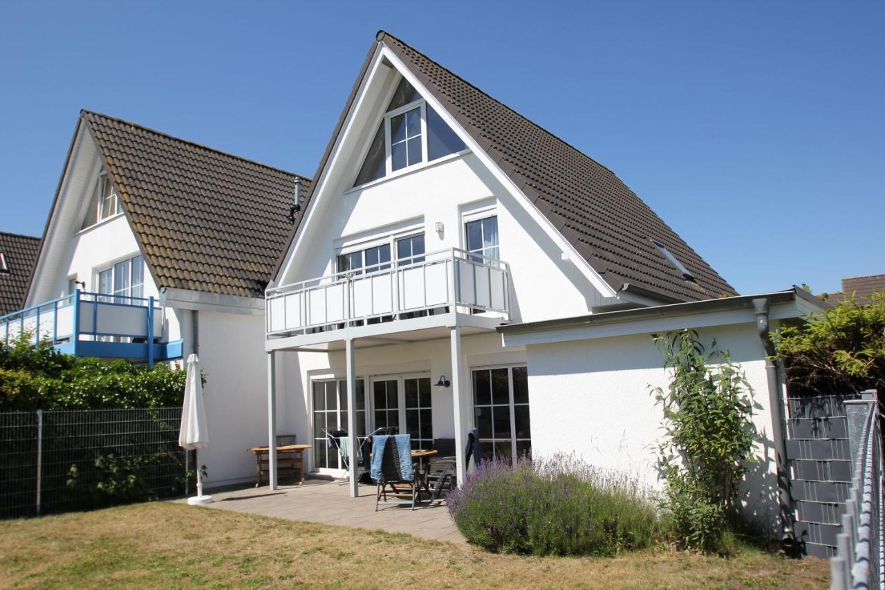 Ferienwohnung In Ruhiger Lage Und Mit Balkon - Ferienhaus Solamar Fewo Og Бреґе Екстер'єр фото