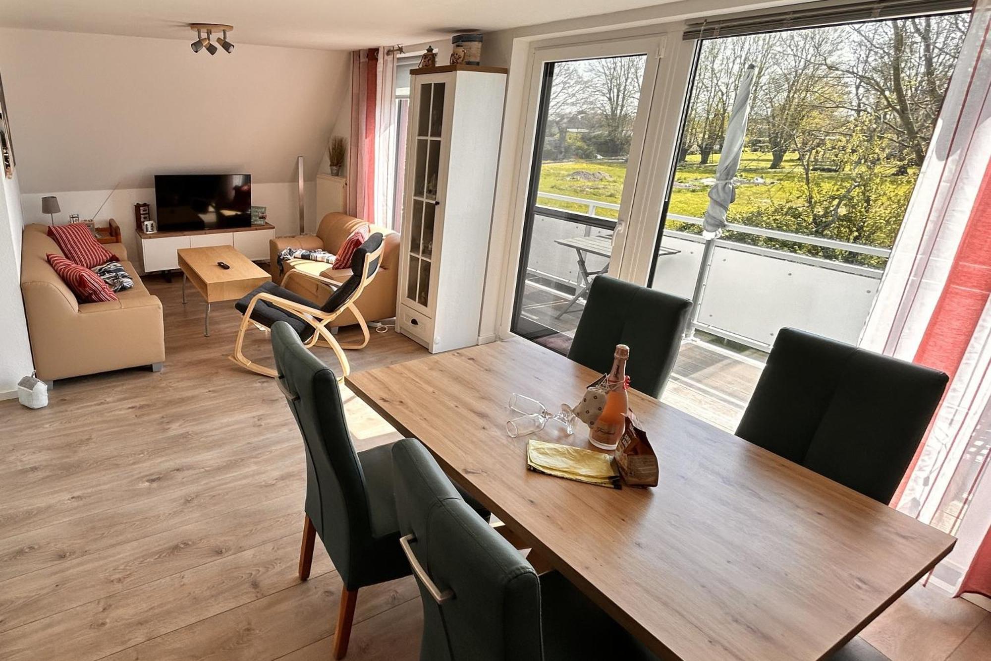 Ferienwohnung In Ruhiger Lage Und Mit Balkon - Ferienhaus Solamar Fewo Og Бреґе Екстер'єр фото